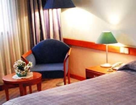 Tori Hotel Tbilisi ห้อง รูปภาพ