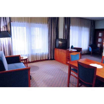 Tori Hotel Tbilisi ห้อง รูปภาพ